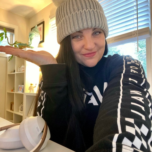 🦋✨ Meet your Posher, Charlotte 🌙🌸 - Picture 10 of 14